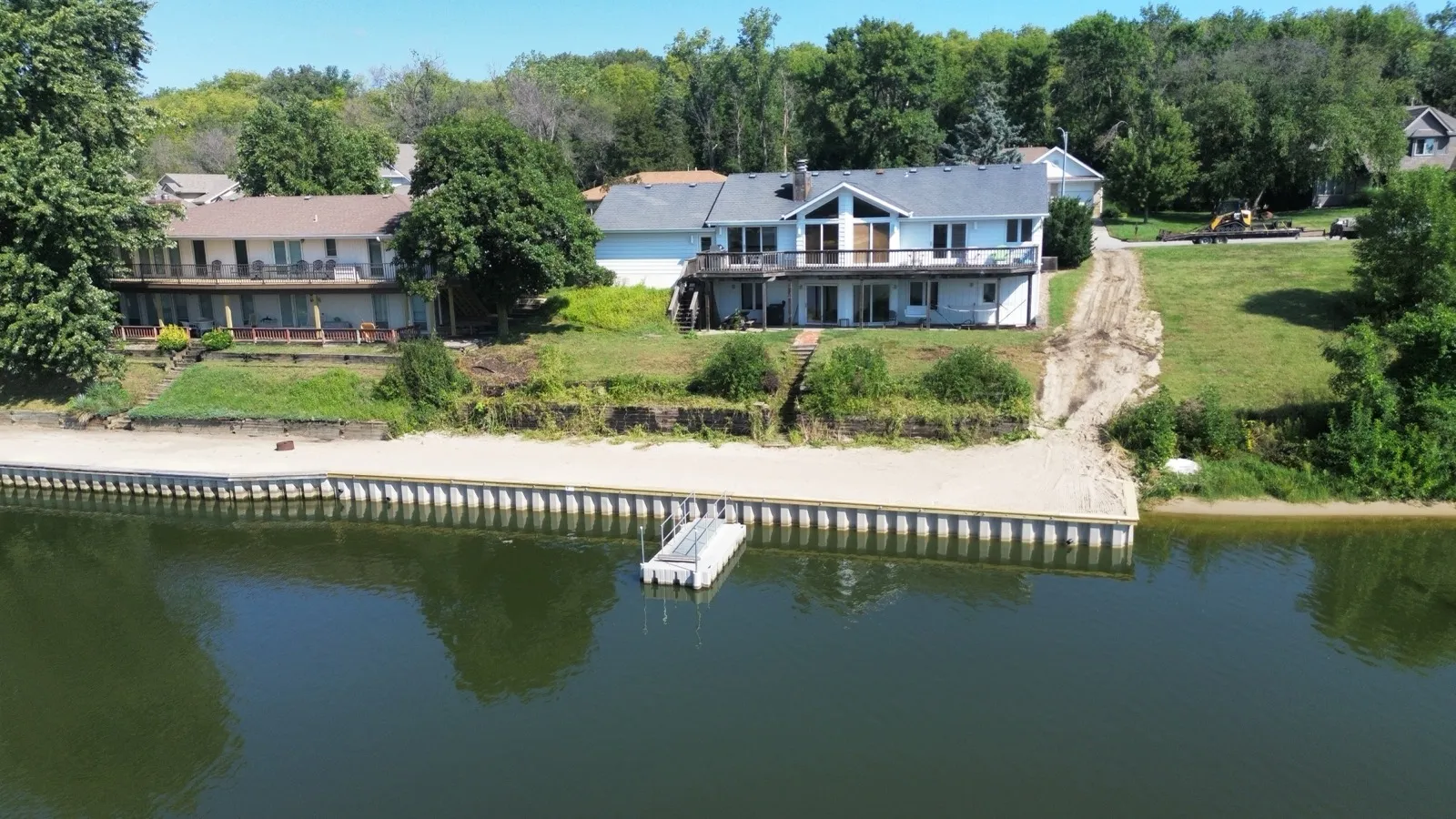 Marine construction in Omaha, Nebraska
